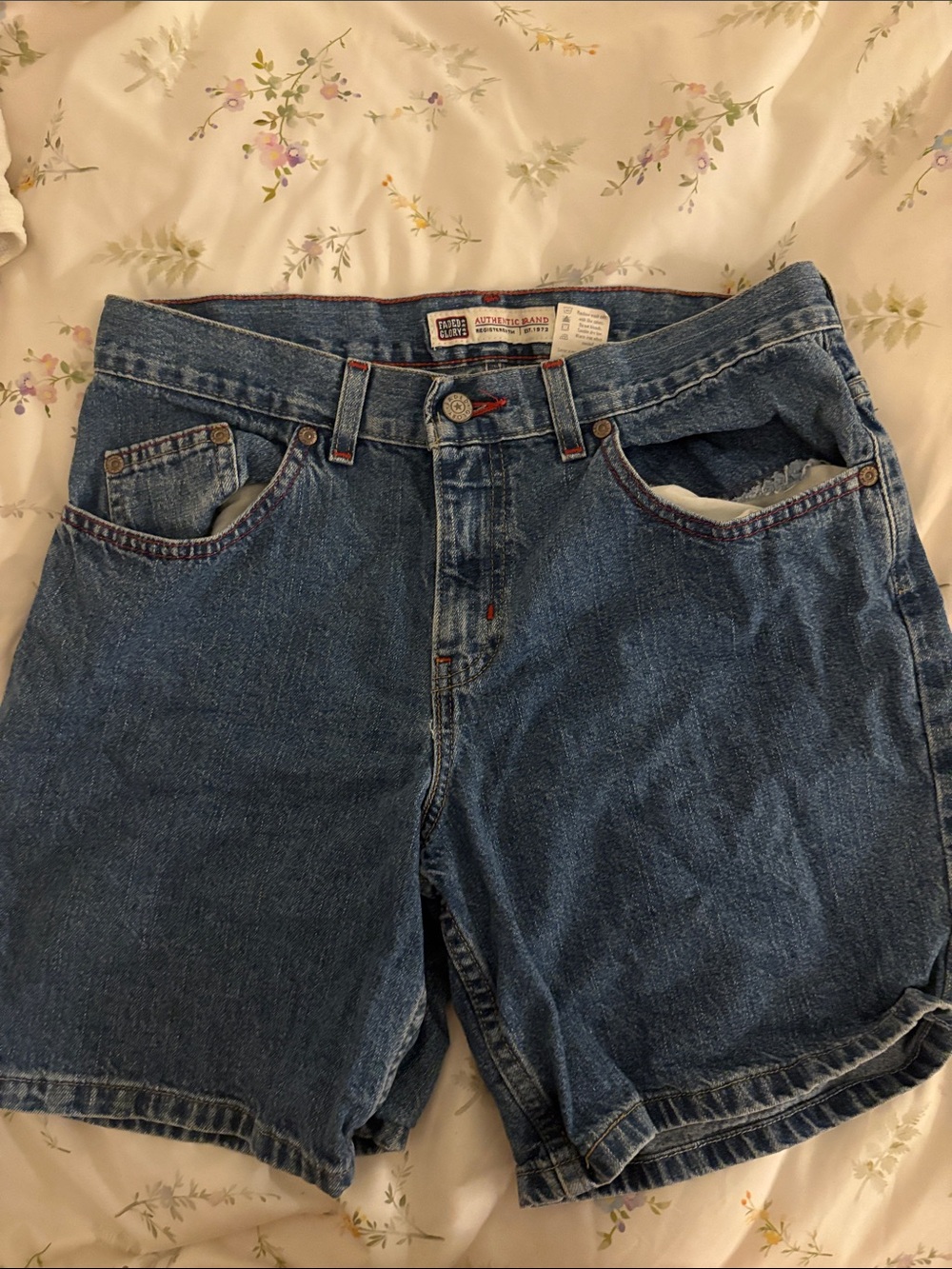 Faded Glory Denim Shorts in Medium Blue with Red Stitching